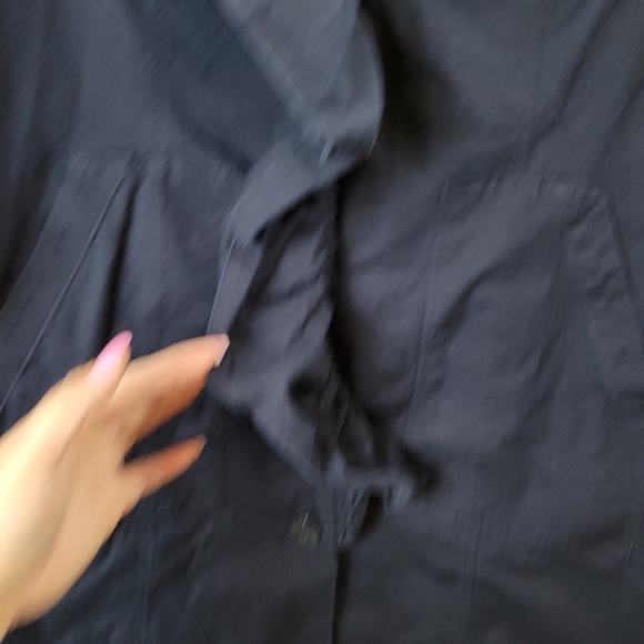 Cabi Ruffle Light Coat - Picture 4 of 6